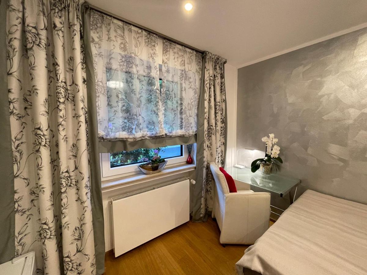Airport Rooms Waldblick Cologne Luaran gambar